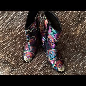Steve Madden Multicolored Boots